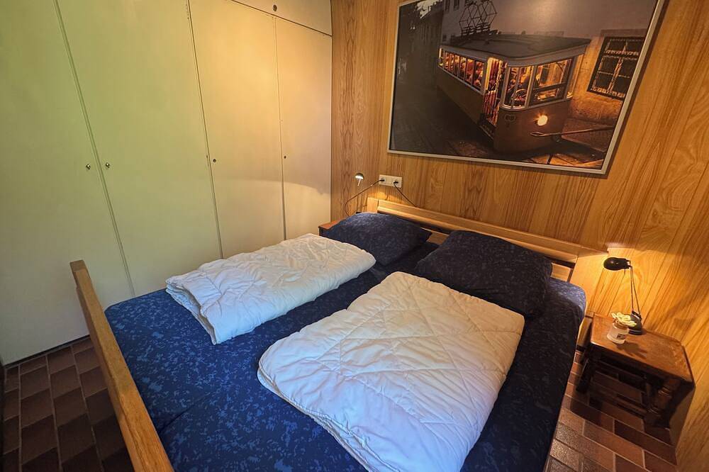Ferienhaus mit geschlossenen Garten, Wlan, Fussweg nach Strand in Ellemeet, Zeeuwse Kust