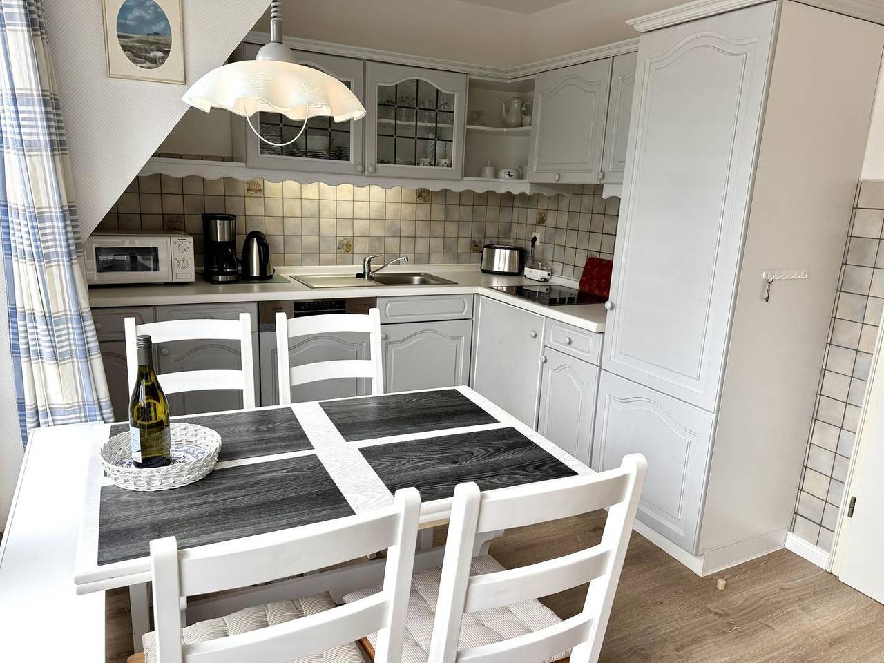 Ganze Wohnung, Gemütliche 3-Zimmer Ferienwohnung für 4 Personen, strandnah in Westerland in Westerland, Sylt (Gemeinde)