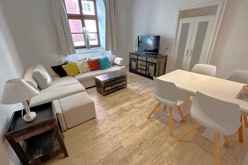 Entire apartment, Apartment 1 - Deck starboard (Parterre) - Altstadthaus Stralsund in Ocenarium Stralsund, Stralsund