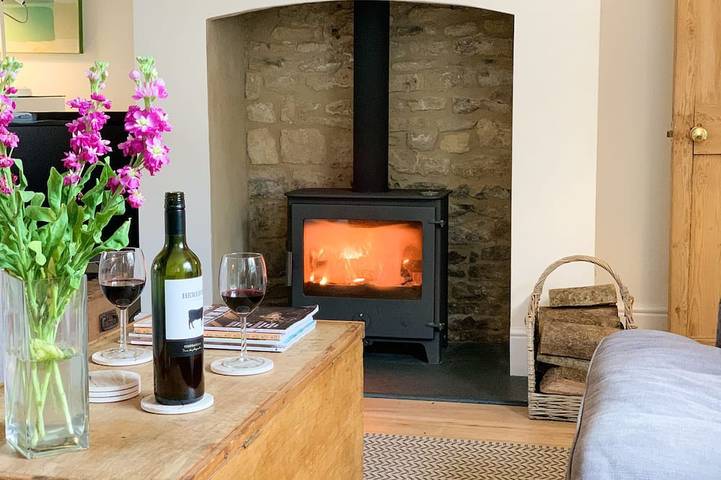 Holiday rental for 8 people, with garden in The Cotswolds