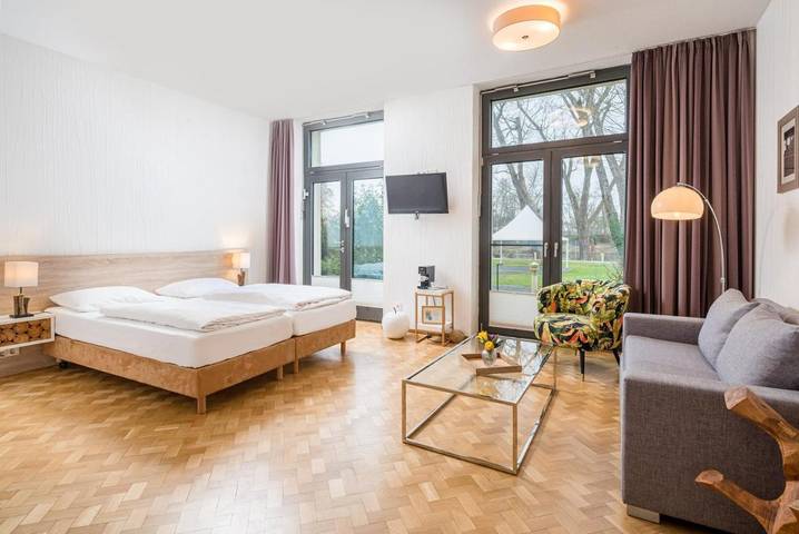 Hotel für 2 Personen, mit Garten in Fürstenwalde - 2