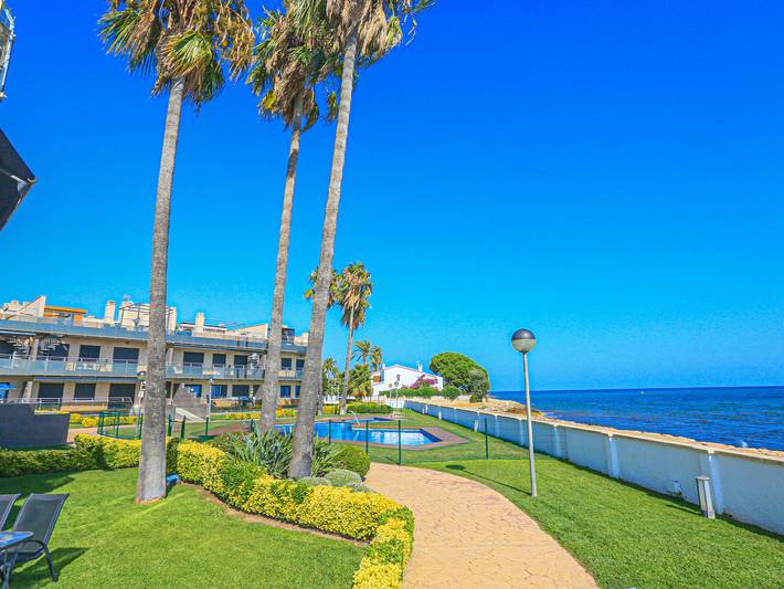 Ferienwohnung für 6 Personen, mit Pool und Garten in Montroig Bahia - 2