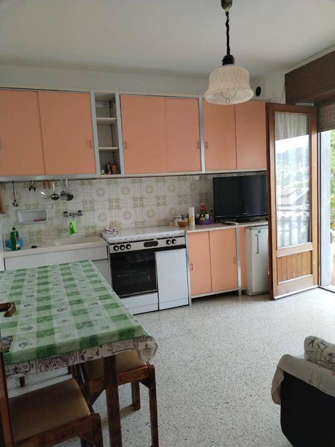 Gîte pour 3 personnes, avec vue ainsi que jardin et balcon dans Serina