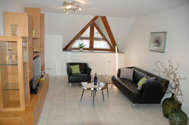 Ferienwohnung für 4 Personen, mit Terrasse und Ausblick in Ottenhöfen im Schwarzwald - 3