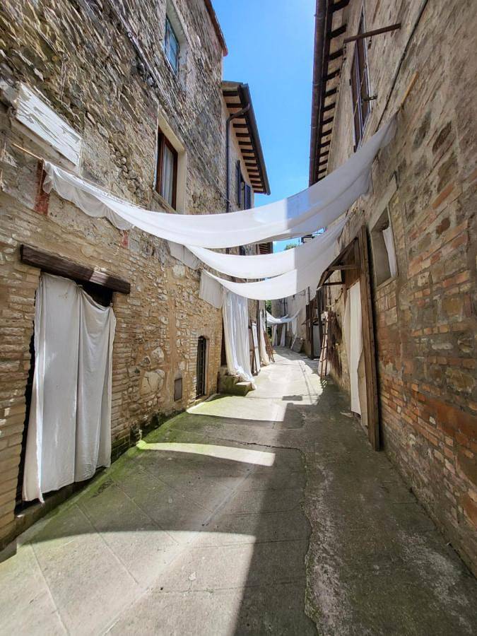 Gîte pour 4 personnes, avec vue à Bevagna - 3