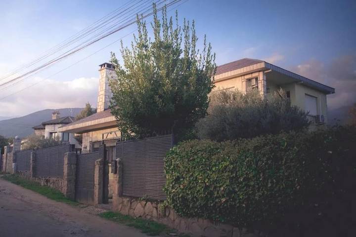 Casa rural para 12 personas, con Balcón y Piscina en La Adrada - 4