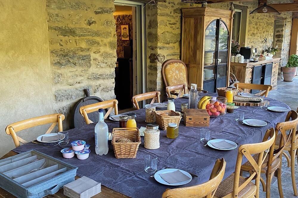 Chambres et Table D'hôte au Cœur de la Castagniccia Dans une Bâtisse du Xviii S in Verdese, Parco naturale regionale della Corsica