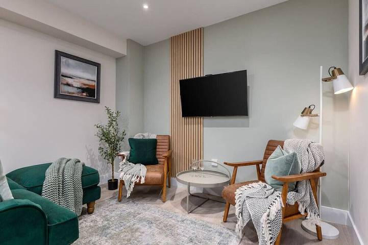Glamping for 4 people, with pets in Stirling region