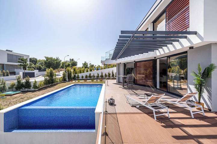 Villa para 6 pessoas, com varanda e jardim em Sintra