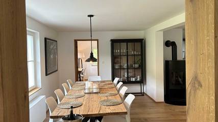 Chalet für 9 Personen, mit Ausblick und Garten sowie Sauna in Medebach