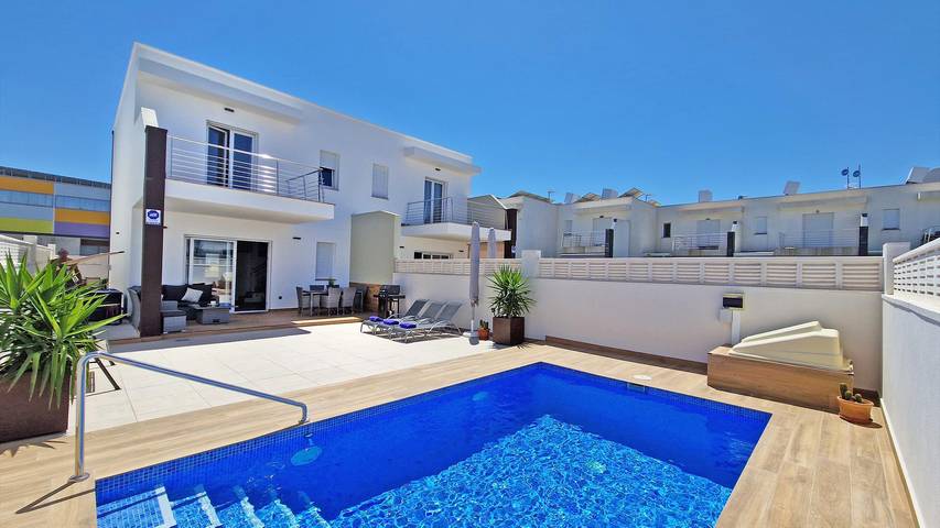 Ferienanlage für 4 Personen, mit Pool in Spanien