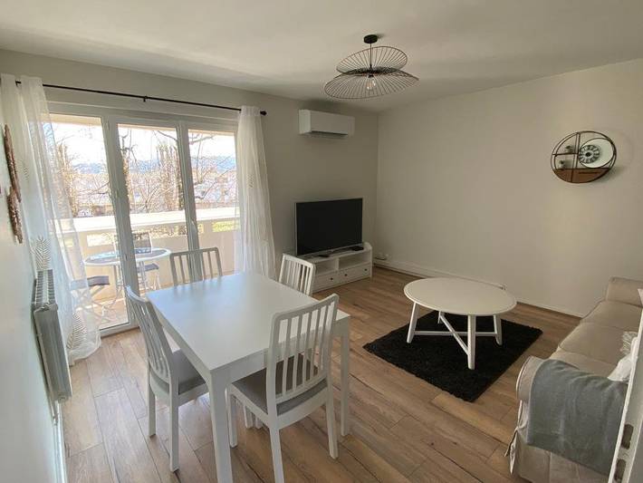 Appartement de vacances pour 4 personnes, avec balcon dans l' Ain - 4