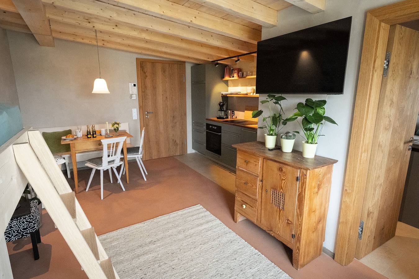 Ganze Ferienwohnung, Studio Apartment Lindennest in Waging am See, Rupertiwinkel
