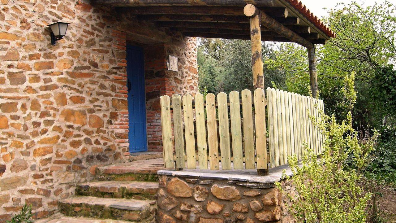 Casa de vacaciones para 2 personas con piscina in Valencia de Alcántara, Provincia de Cáceres