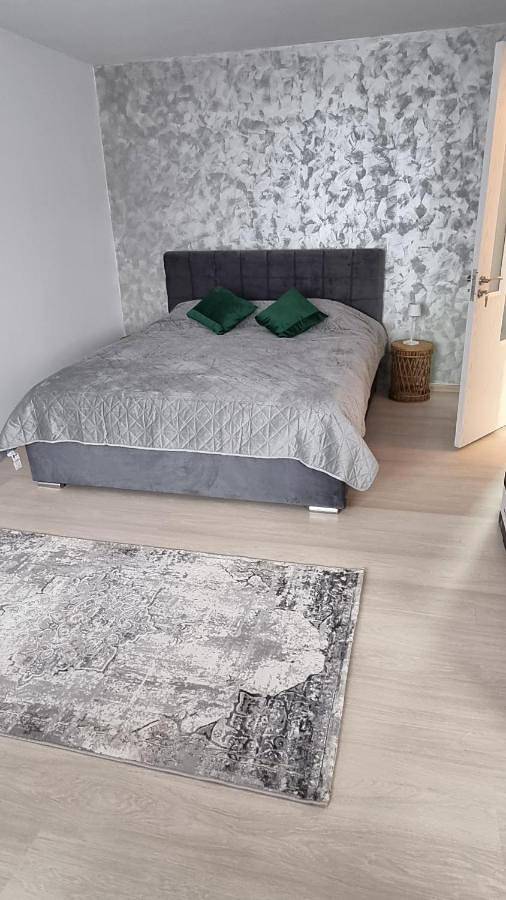 Appartement entier, Garsoniera in Walachia