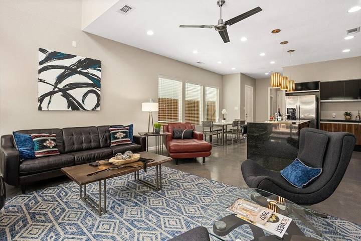 Vacation rental for 10 people, with terrace and yard in Fort Worth