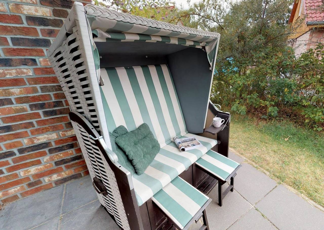 Strandnahes Haus für 6 Personen und Hund mit Sauna, Kamin, Garten und Terrasse in Südstrand Pelzerhaken, Ostholstein