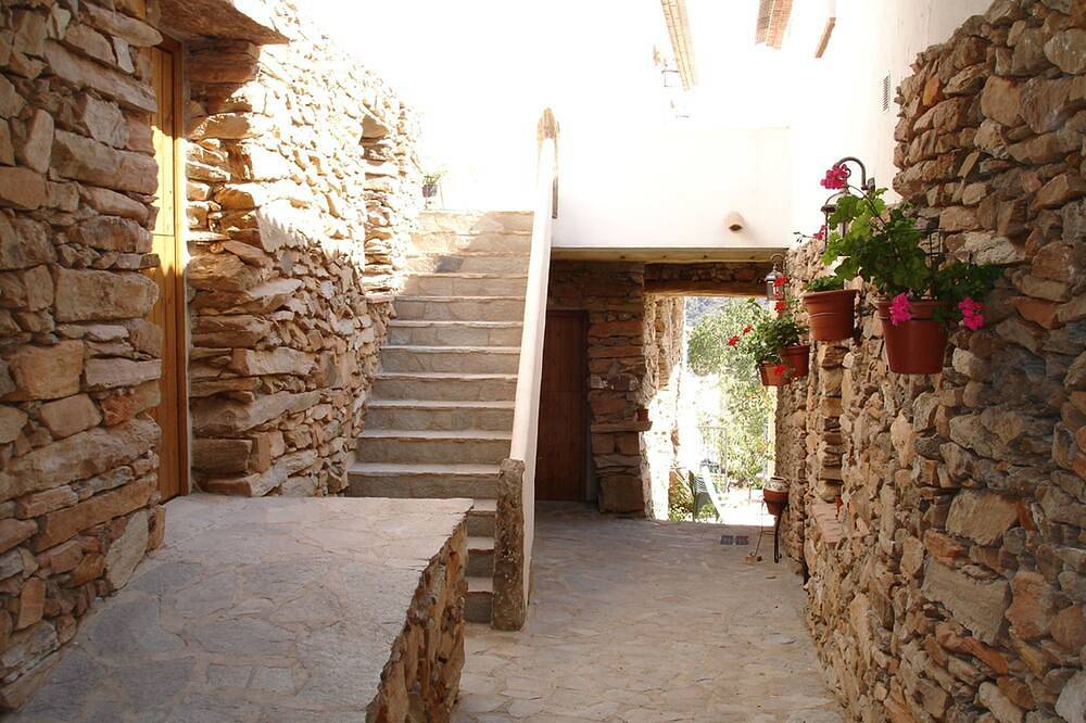 Casa rural (alquiler íntegro) Reul Alto Cortijos Rurales para 8 personas in Laroya, Provincia de Almería