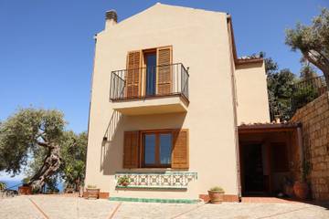 Holiday Home for 4 People in Tusa, Messina Province, Photo 2