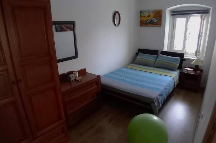 Gîte pour 4 personnes, avec balcon et vue dans Risan - 3