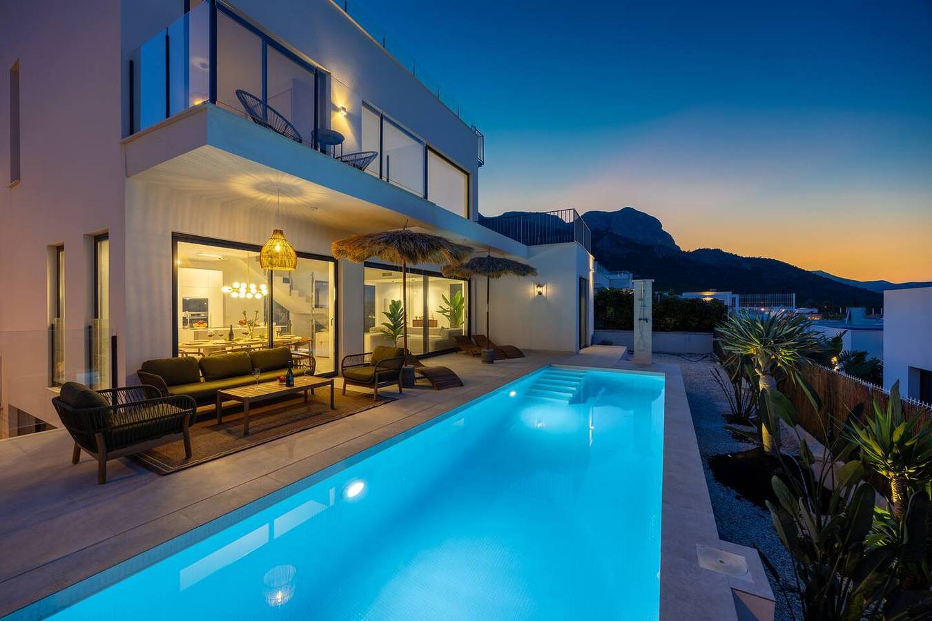 Luxury Pool Villa by Fidalsa in Polop de la Marina, Costa Blanca