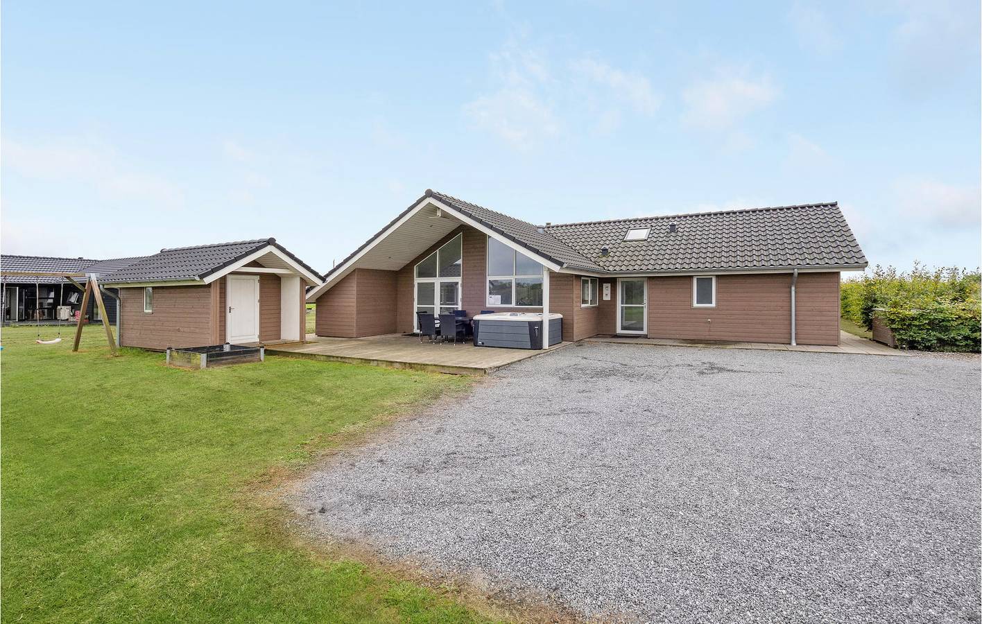 Vacation house for 15 people with yard in Flovt, Haderslev