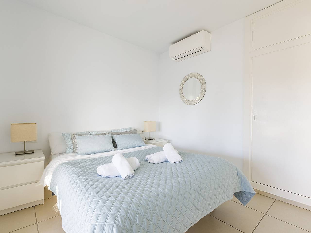 Ganze Wohnung, Strandwohnung mit Klimaanlage in Torre del Mar, 2 Schlafzimmer für 4 Personen in Playa de Torre del Mar, Torre del Mar