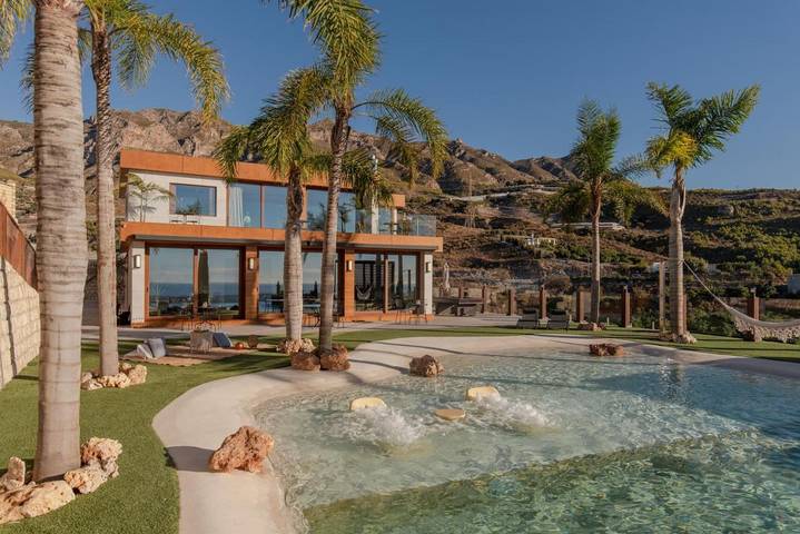 Chalet para 11 personas, con piscina además de vistas y jardín en Costa Tropical - 2