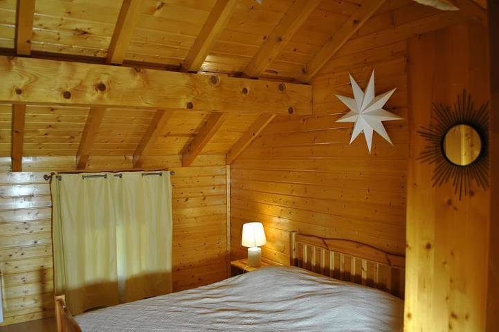 Gîte pour 20 personnes, avec jardin ainsi que terrasse et piscine dans Doucy - 2