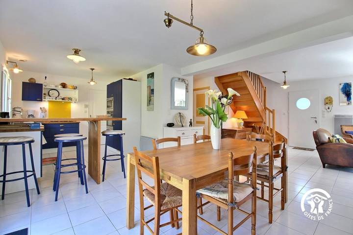 Gîte pour 6 personnes, avec jardin et terrasse dans Penvins - 2