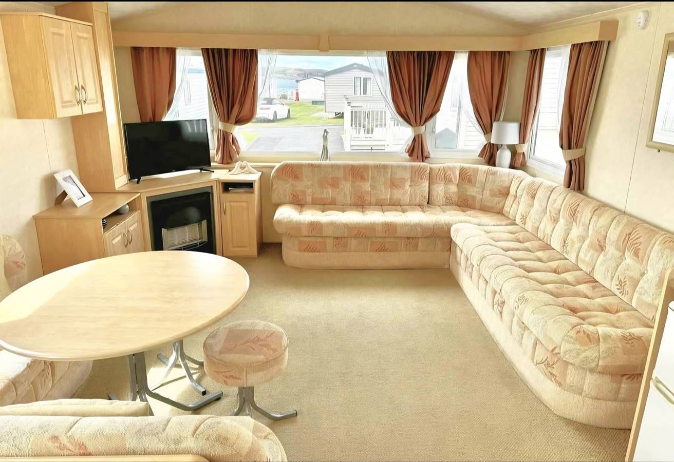Caravan - Sleeps 4 - Parking in Eyemouth, Scottish Borders