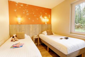 Maison De Vacances pour 8 Personnes dans Les Trois-Moutiers, Vallée de la Loire, Photo 3