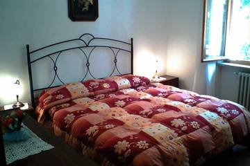 Hausboot für 6 Personen in Chiusdino, Toskana, Bild 1