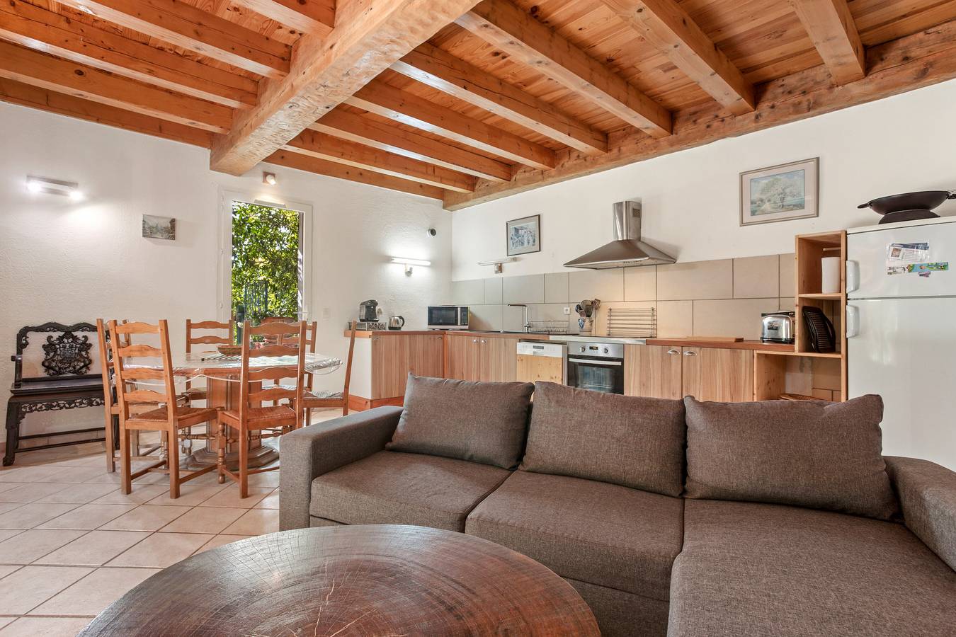 Gîte baba en un viñedo in Carnoules, Region de Toulon