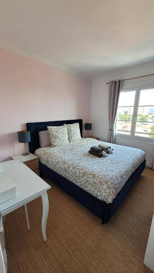 Appartement entier, Vues mer panoramiques & grande terrasse in Marseille, Région de Marseille