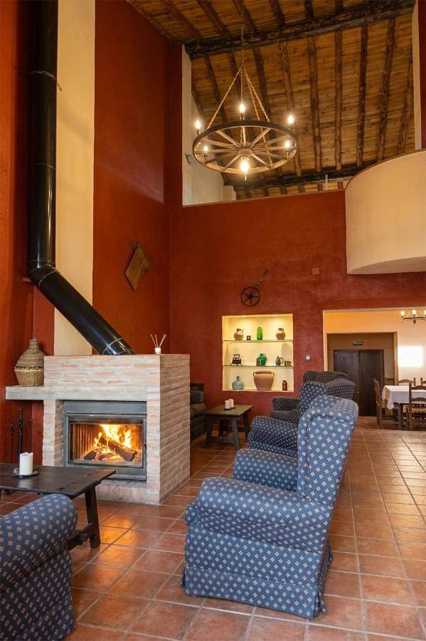 Casa rural para 14 personas, con balcón y piscina en Valle del Guadiato - 2