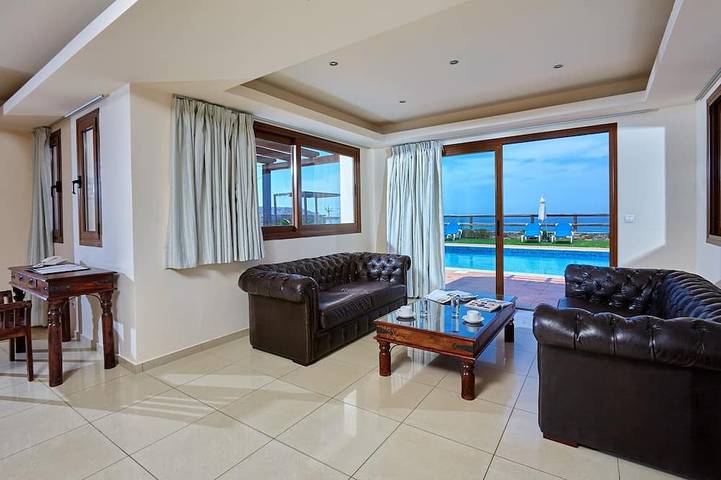 Location de vacances pour 6 personnes, avec Balcon ainsi que Terrasse et Jardin dans Milatos Beach - 2