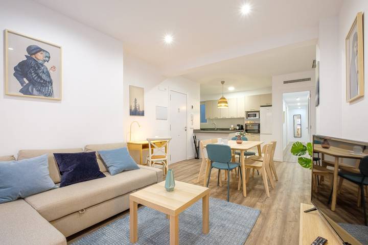 Holiday rental for 8 people, with terrace in Valencia