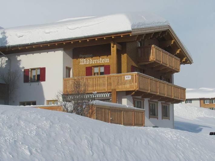 Ferienhaus für 2 Personen, mit Balkon und Terrasse sowie Garten und Sauna in Lech am Arlberg