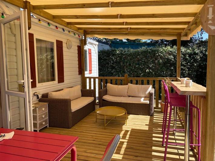 Camping pour 4 personnes, avec piscine ainsi que bassin pour enfant et jardin à Capbreton - 2