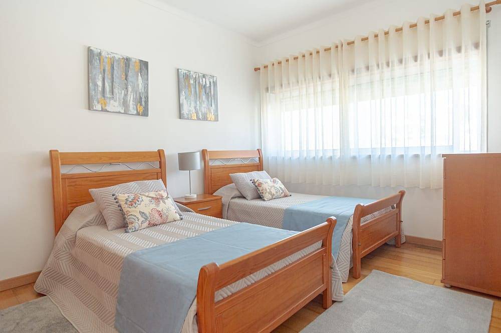 8 Rodrigues Family House - Villa with patio in Nazaré, Leiria District