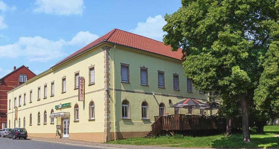 Hotel für 3 Personen, mit Terrasse und Garten