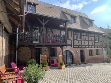 Gîte pour 6 personnes, avec terrasse à Beblenheim