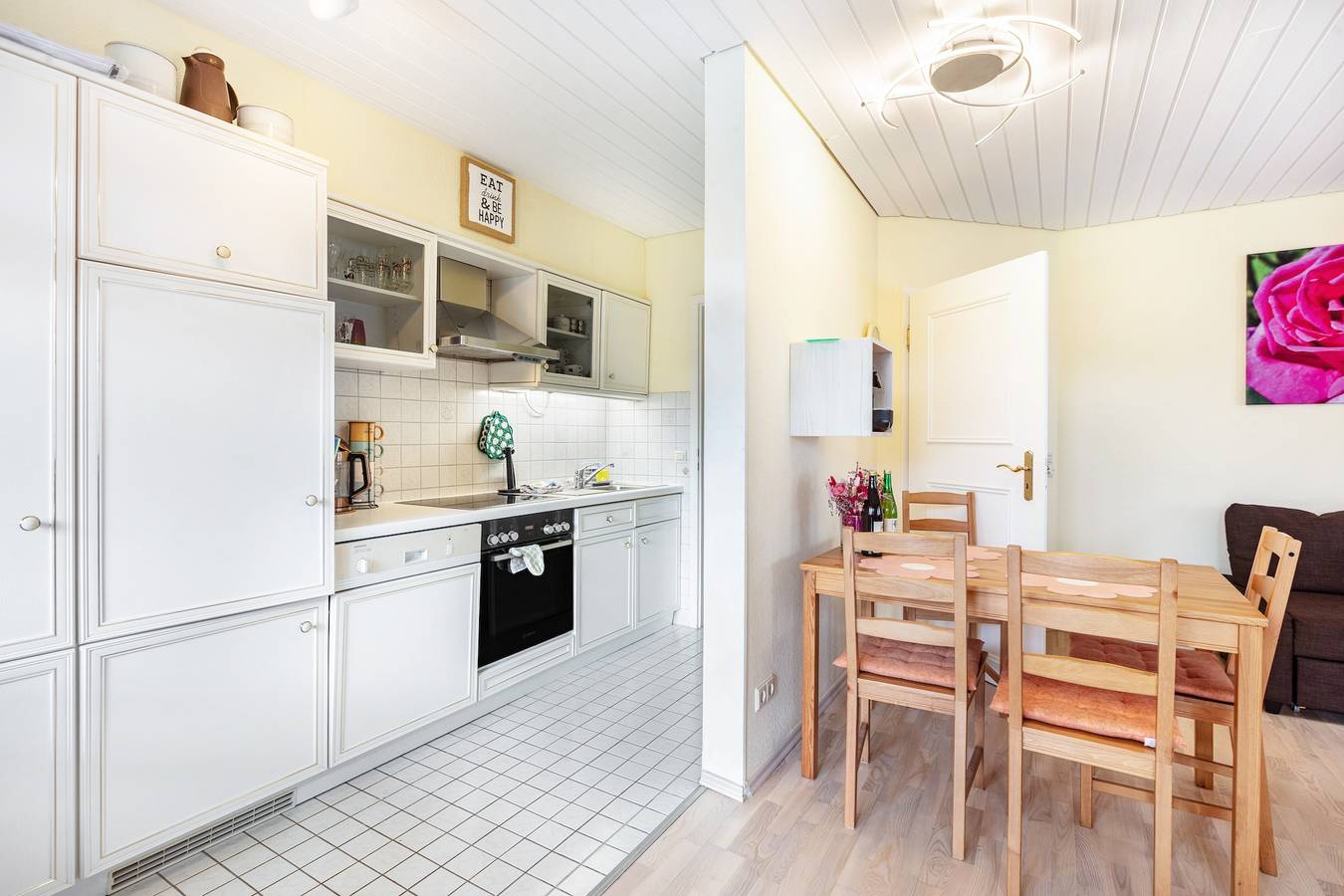 Ganze Wohnung, Apartment 'Blütenzauber' mit Bergblick, privater Terrasse und Wlan in Todtnau, Südschwarzwald
