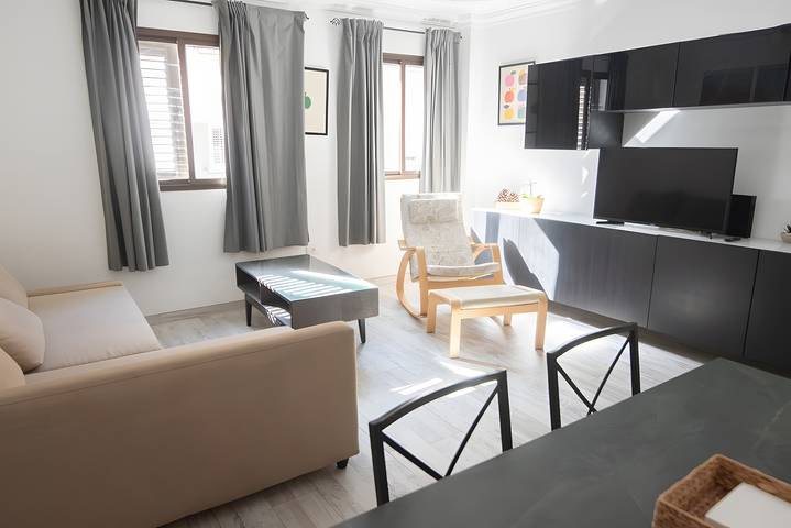 Appartement entier, Vacances « Casa Pour Découvrir la Mer » avec Terrasse Privée et Wi-Fi in Playa de la Garita, Telde
