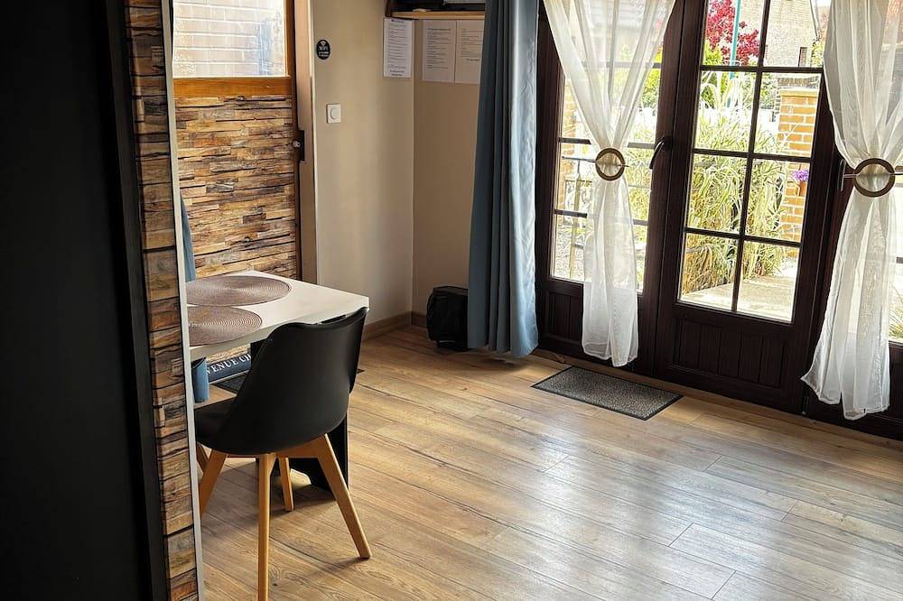 Studio avec cour in Oye-Plage, Région de Saint-Omer