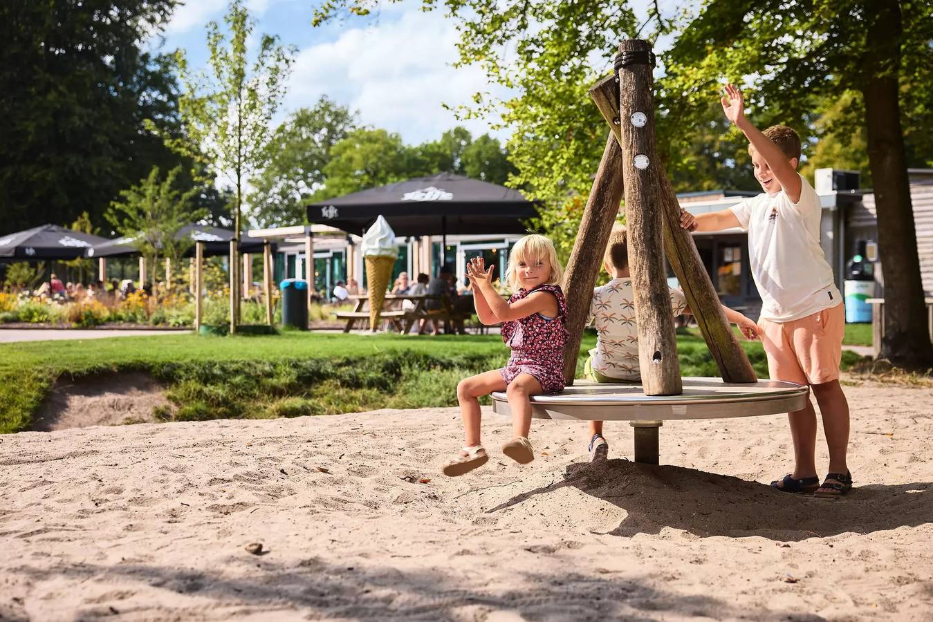 Mobile home de Libelle 6 Personen in Friesland