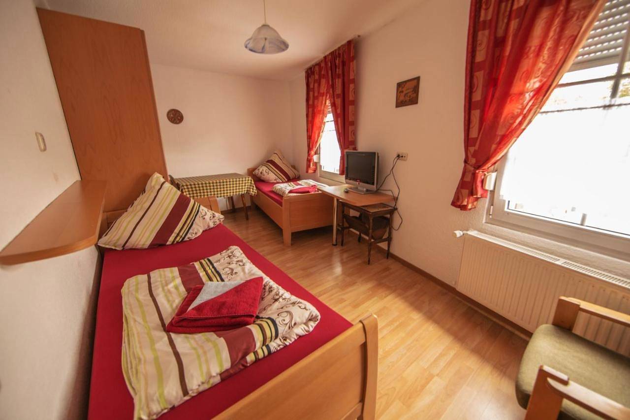 Hotel Burghof in Stolberg, Naturpark Hohes Venn-Eifel