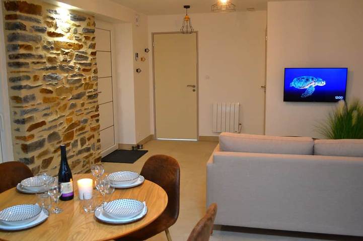 Casa rural para 4 personas, con jardín y jacuzzi - 1