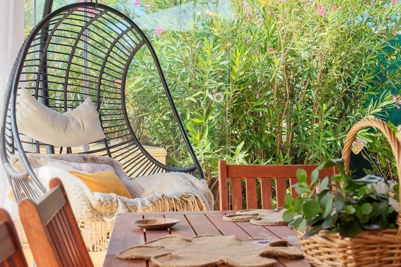 Landhaus 'Kely' mit privater Terrasse, privatem Garten und Wi-Fi in Onzonilla, León und Umgebung